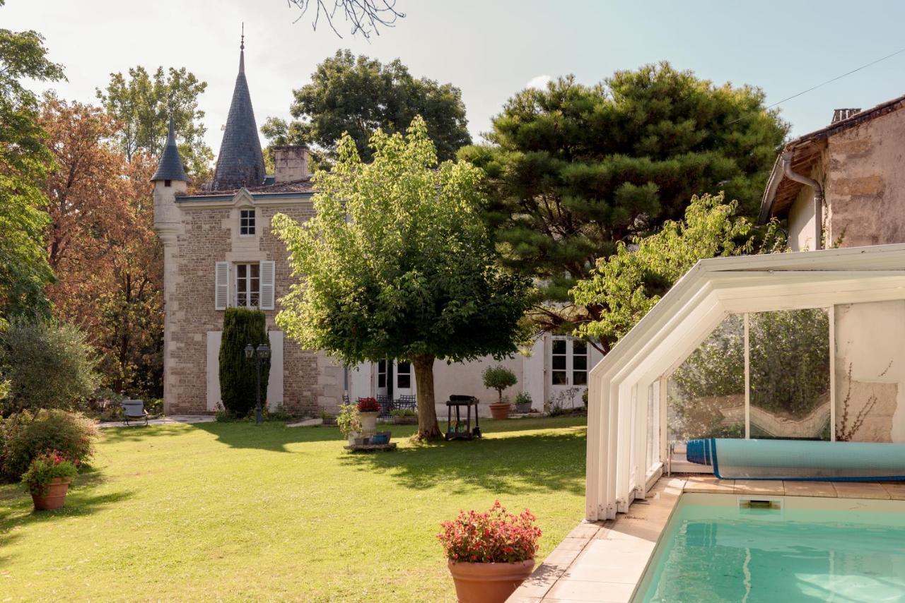 Mazette! Le Chateau Ніор Екстер'єр фото