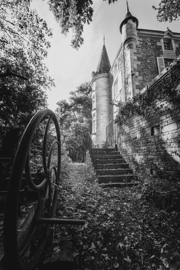 Mazette! Le Chateau Ніор Екстер'єр фото